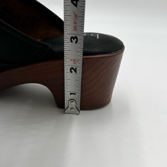 New women’s B.O.C Journi comfort clogs with 2.5 inch heel. Color black size 10M. - Picture 10 of 10